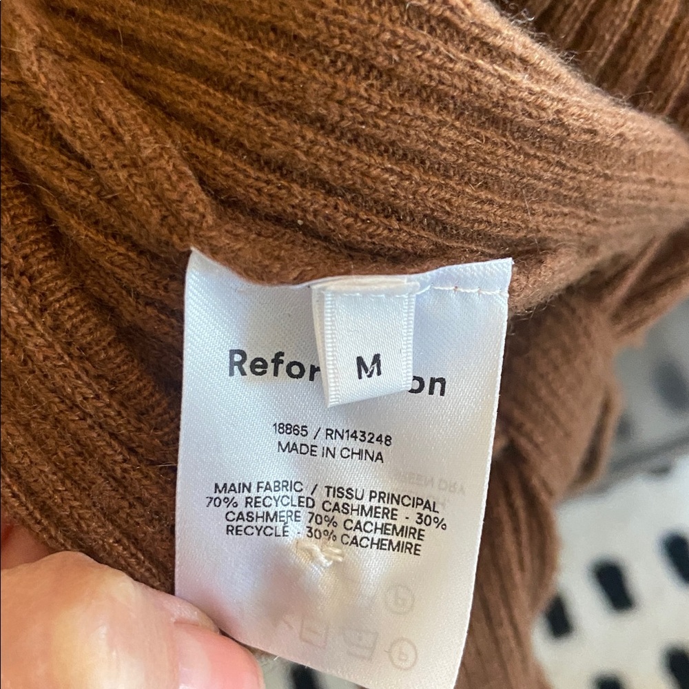 Reformation Brown Ribbed Cashmere Sweater - Picture 4 of 5